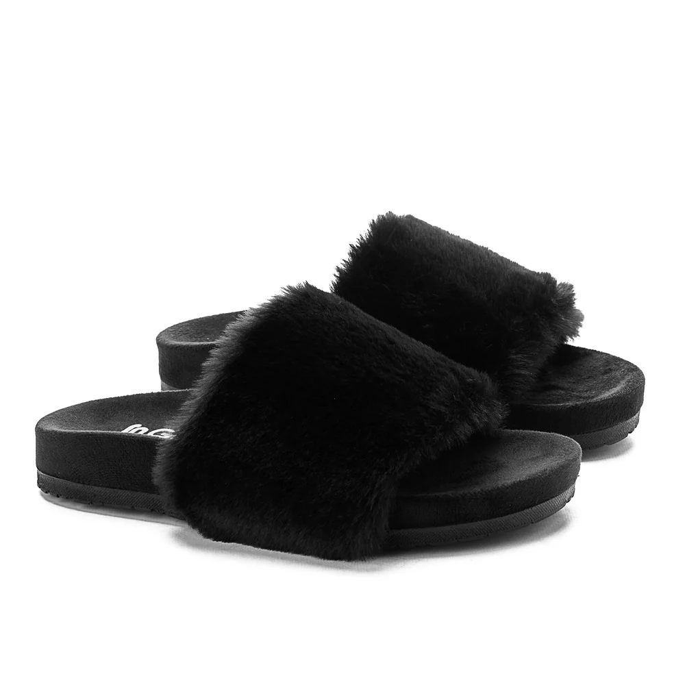 Snuggs Fuzzy Slipper Black - Image 3