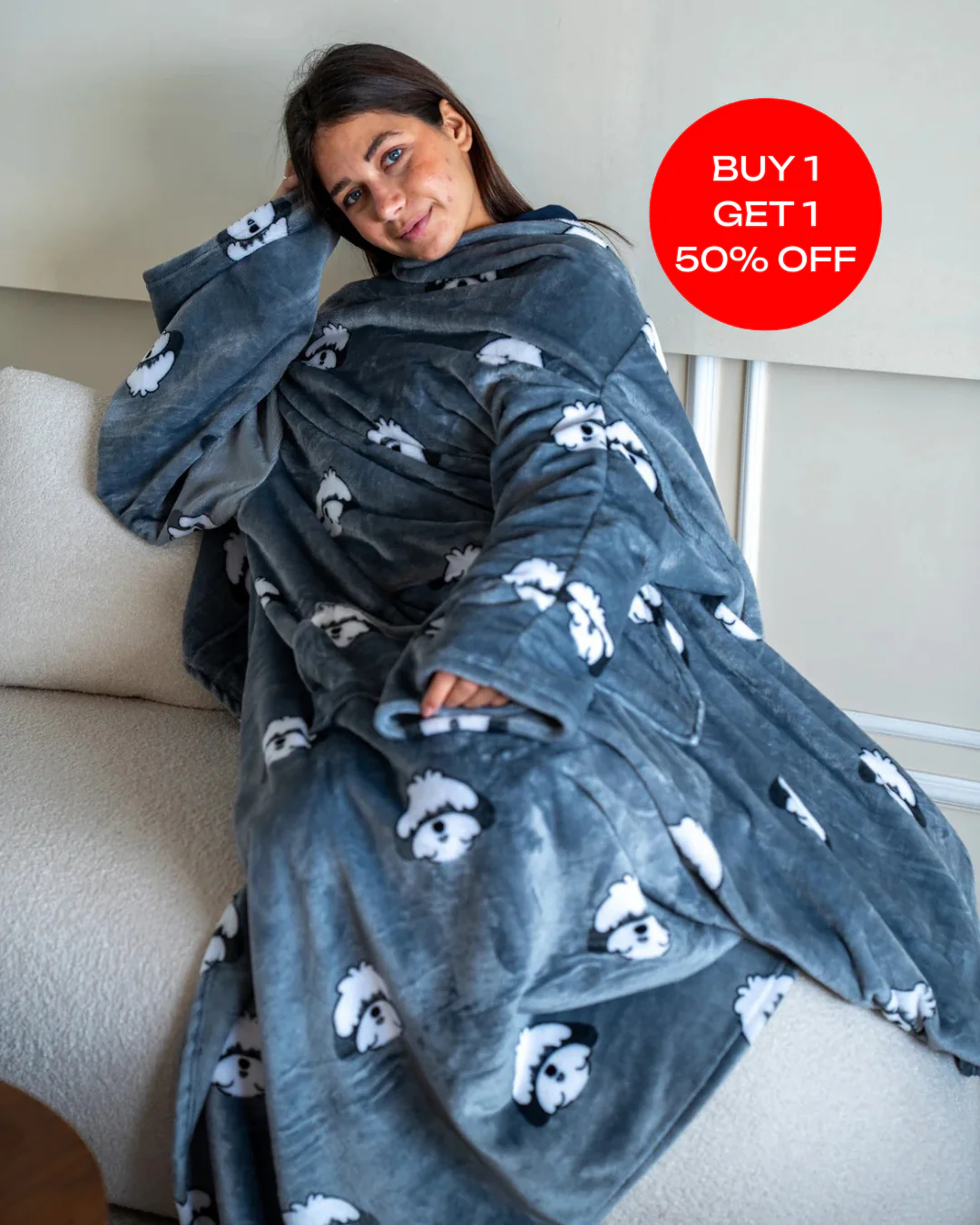 Snuggs blanket with sleeves Dog
