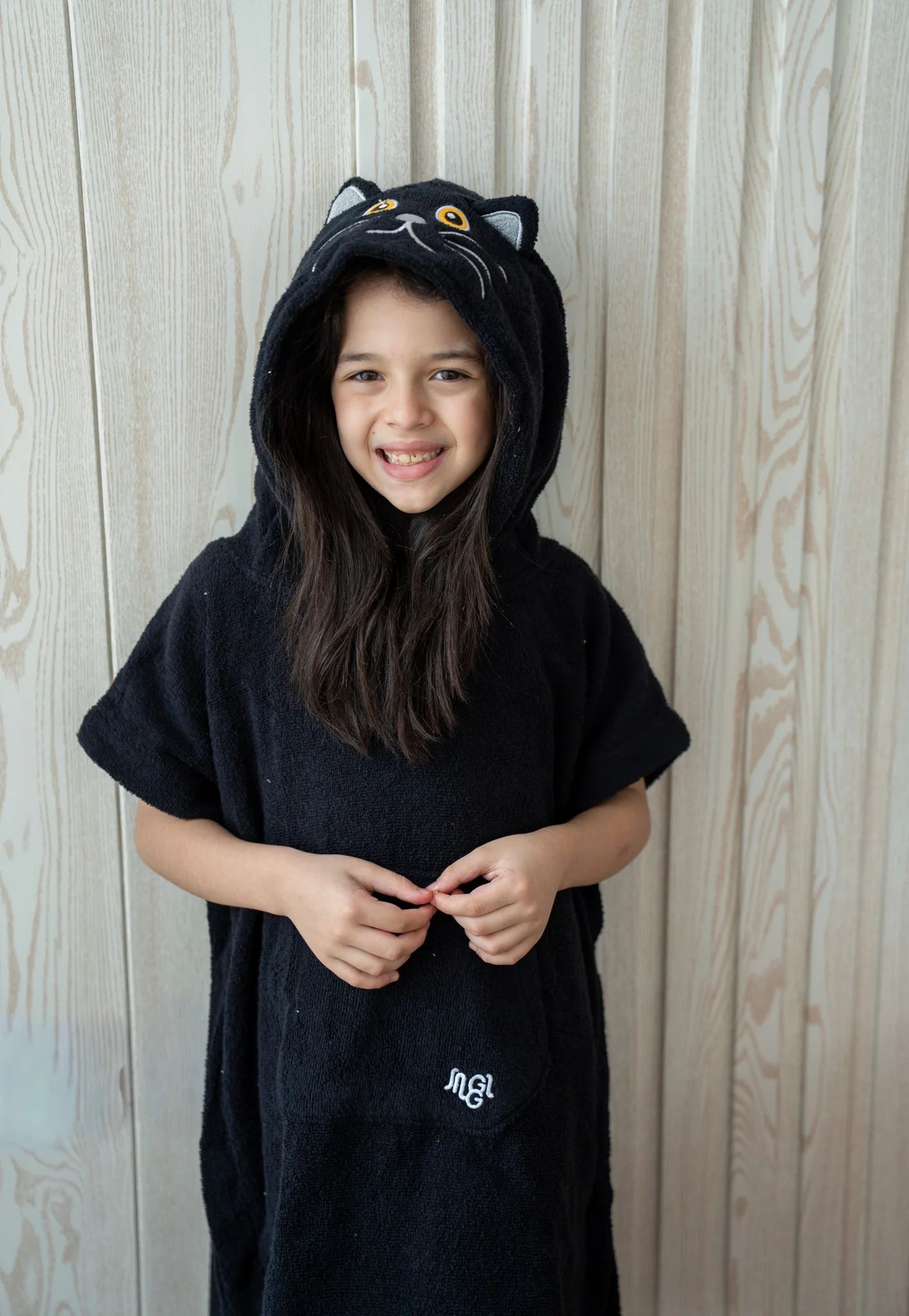 Snuggs Kids Poncho Towel Cat - Image 2