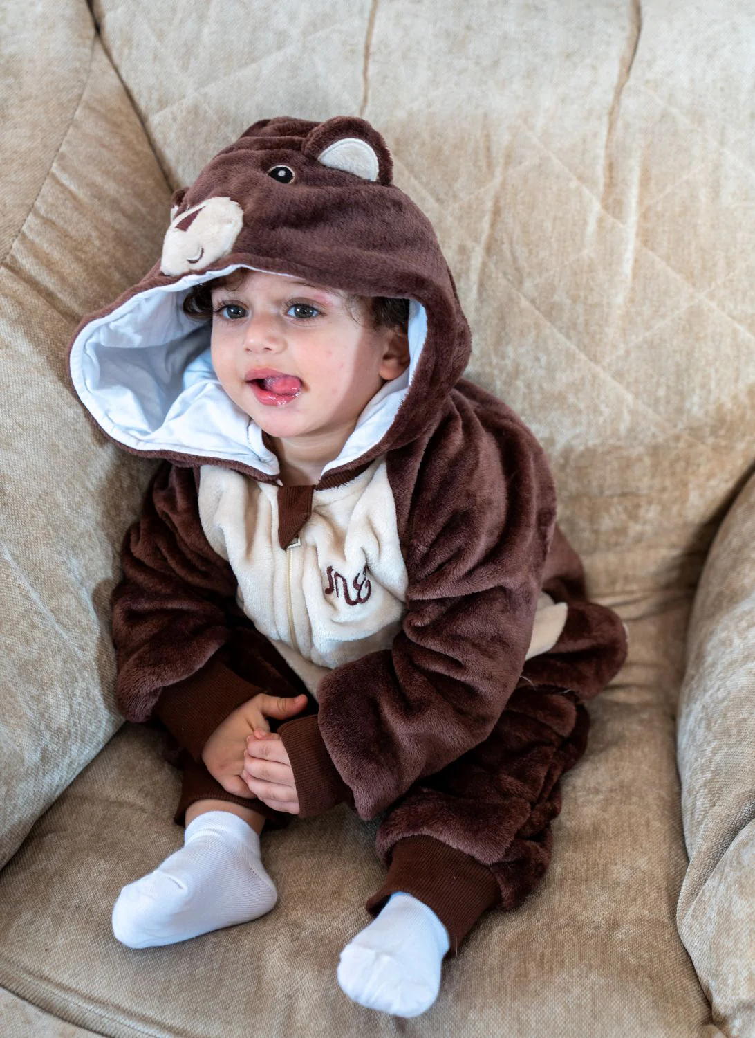 Snuggs Toddler Blanket Onesie Bear - Image 2