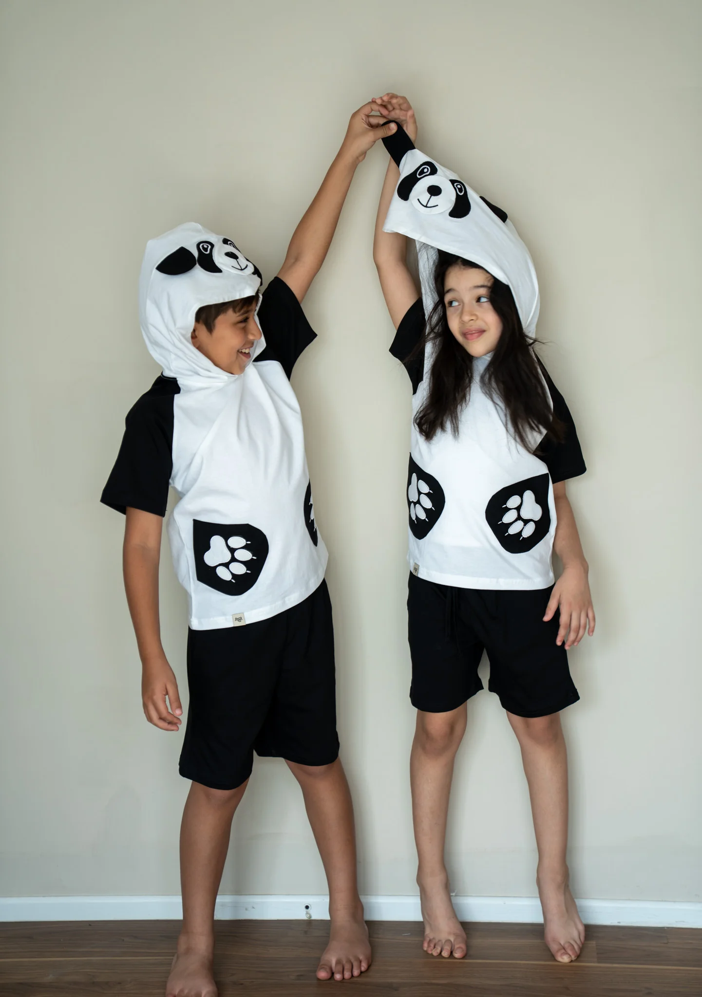 Unisex kids summer pajama set panda White t-shirt + Black shorts - Image 5