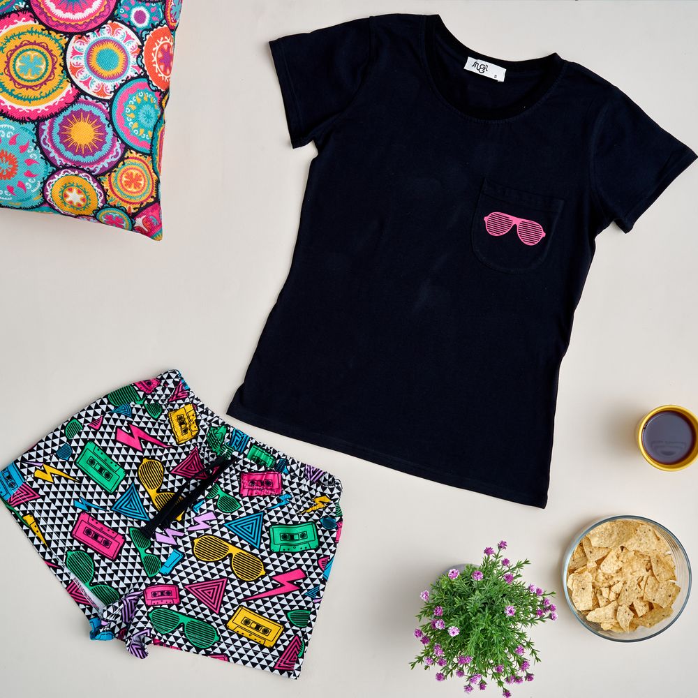 Women summer pajama set Black T-shirt + Retro shorts
