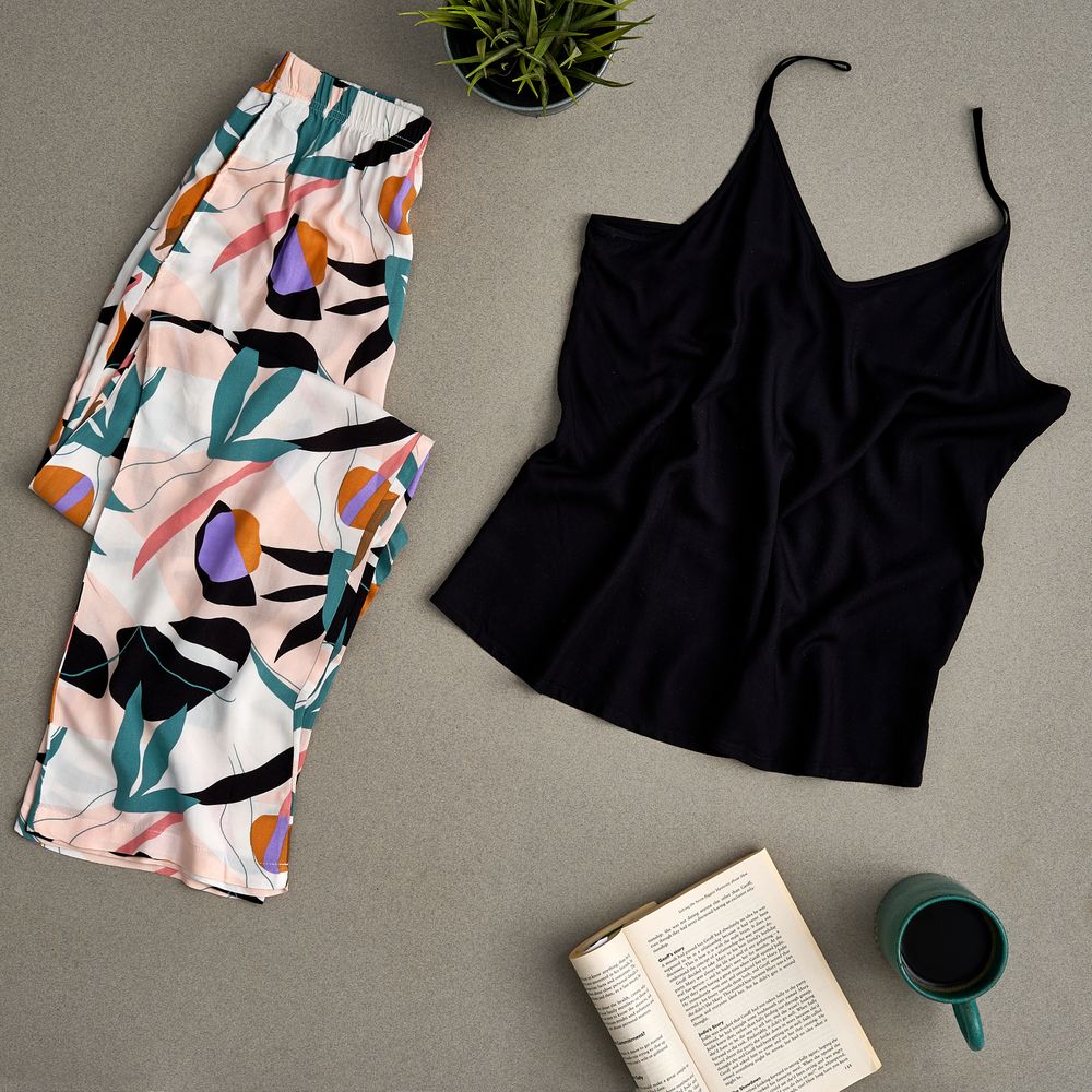 Women summer pajama set Black Top+ Green leaves pants