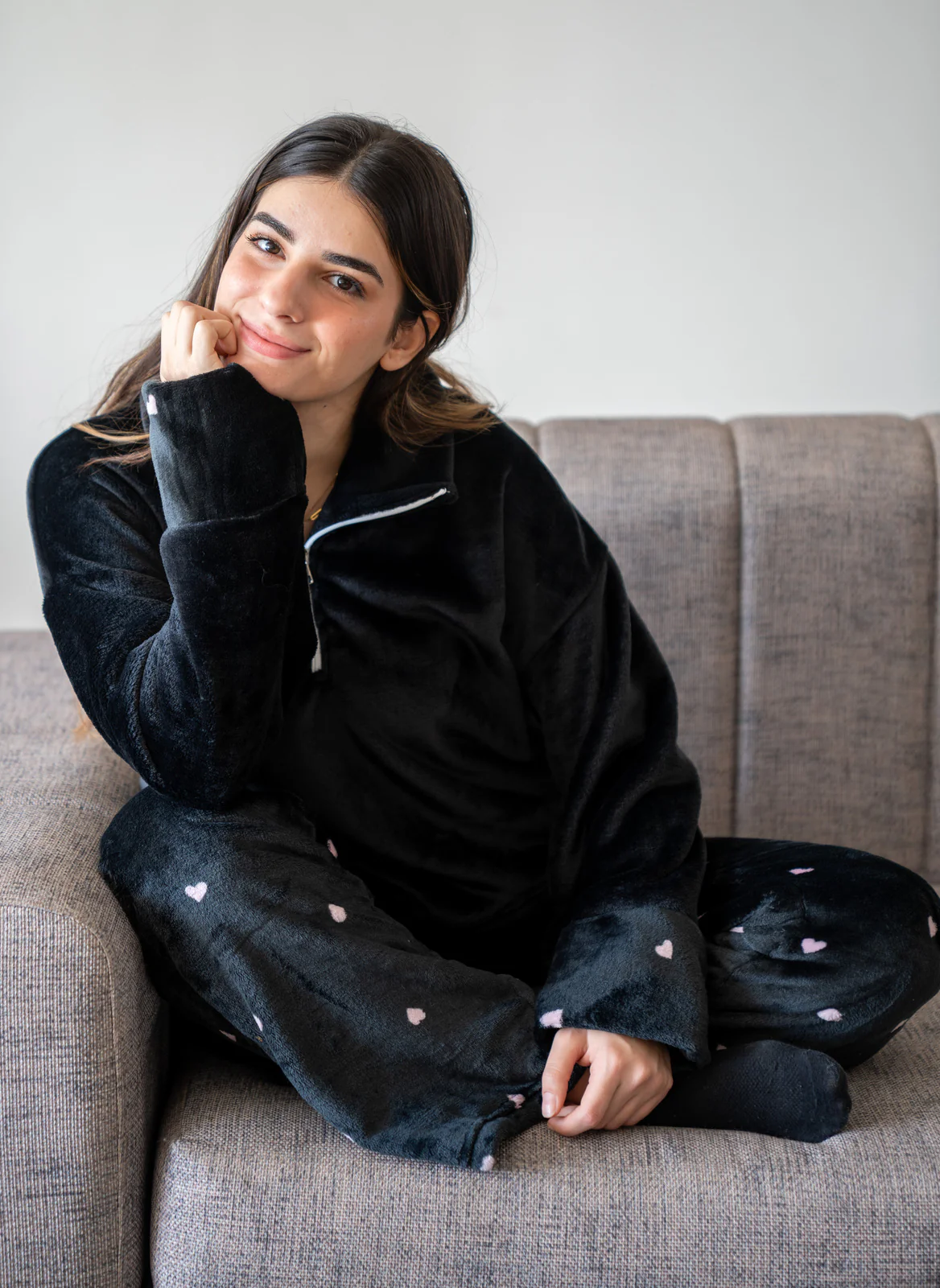 Women Winter Pajama Set Black Sweatshirt + Black Hearts Pants